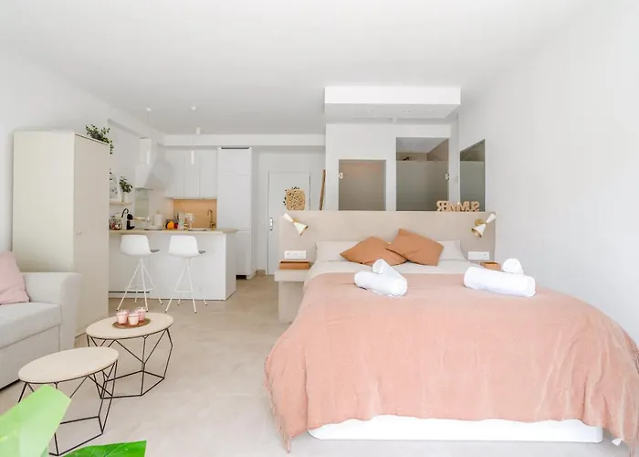 Apartamento Oleholidays 413 Romana Playa Primera Línea Playa *